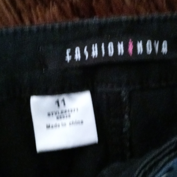 Fashion Nova Black skinny jeans sz 11 - Picture 2 of 4